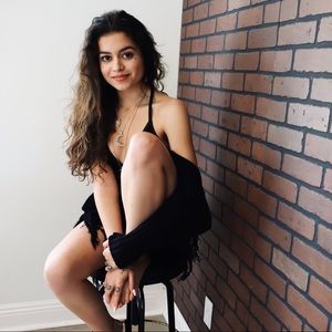 Meet your Posher, Cristina